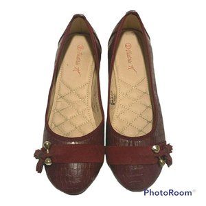 Victoria K Womens Croc Embossed Ballet Flats Size 9 Maroon